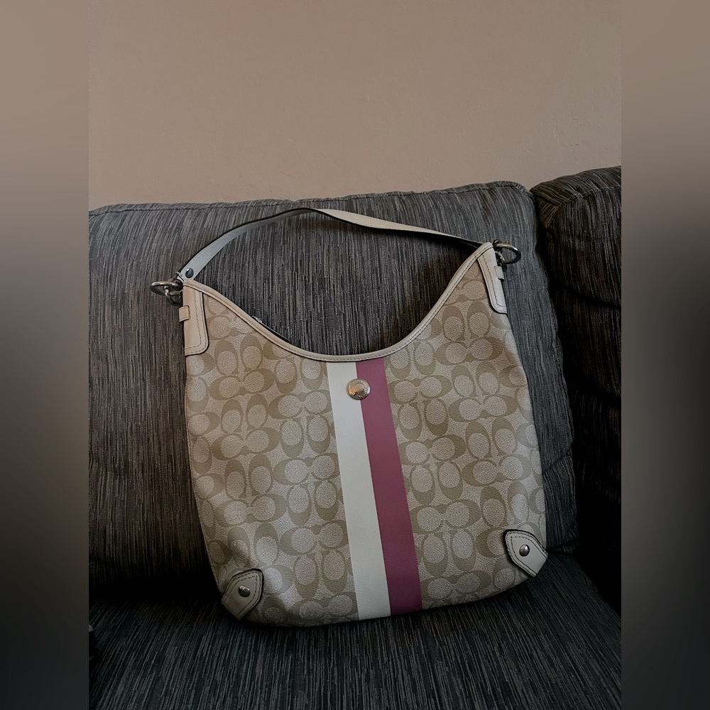 Coach shoulder bag